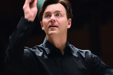 Tomas Netopil ist Generalmusikdirektor der Essener Philharmoniker