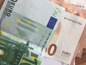 Pustekuchen Geld braucht man. Aber Geld macht nicht gluecklich Pustekuchen Geld braucht man. Aber Geld macht nicht gluecklich