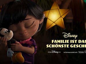 Im Xmas-Spot von Disney steht die Micky Maus fuer die besondere Verbindung zwischen einer Großmutter und ihrer Enkelin Im Xmas-Spot von Disney steht die Micky Maus fuer die besondere Verbindung zwischen einer Großmutter und ihrer Enkelin