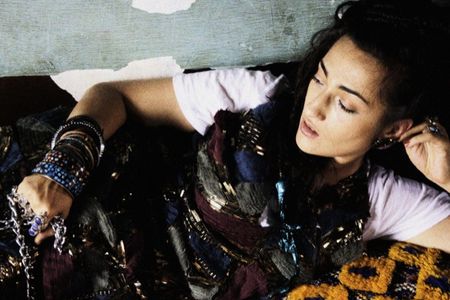 Hindi Zahra mit melancholischer Stimme