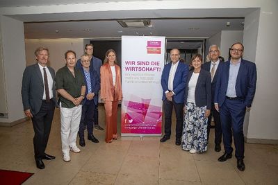 Michael Zimmer, Gil Bronner, Tayfun Belgin, Alexander Sies, Anna Deilmann, Daniel von Schacky, Martina Grünewald-Ernst, Lothar Grünewald, Stefan Kobel