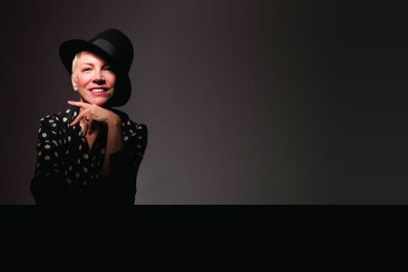 Annie Lennox praesentiert neues Album