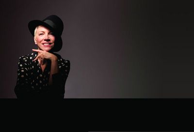 Annie Lennox praesentiert neues Album