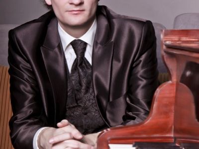 Hardy Rittner ist Pianist bei Benefizkonzert in Wuppertal