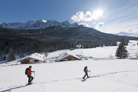 Lage, Lage, Lage – dieses Immobilien-Credo gilt auch auf den Südtiroler Bergbauernhöfen der Marke Roter Hahn