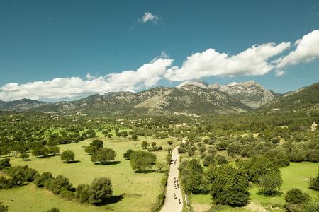 Mallorcas Nordosten lässt sich bestens per Rad erkunden. Die Grupotels Los Príncipes & Spa und Gran Vista & Spa bieten eigene Radsportstationen