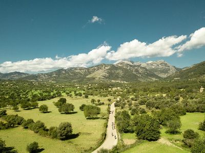 Mallorcas Nordosten lässt sich bestens per Rad erkunden. Die Grupotels Los Príncipes & Spa und Gran Vista & Spa bieten eigene Radsportstationen