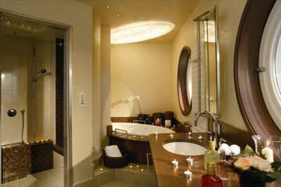 Wohlfuehloase Badezimmer im Hotel Faehrhaus Sylt