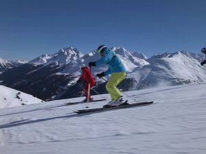 Neben der körperlichen Fitness brauchen Sie aber auch die richtige Skiausrüstung Neben der körperlichen Fitness brauchen Sie aber auch die richtige Skiausrüstung