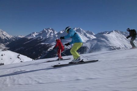 Neben der körperlichen Fitness brauchen Sie aber auch die richtige Skiausrüstung