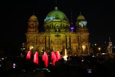 Lichtkunst von Manfred Kielnhofer und Christoph Luckeneder