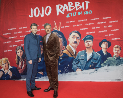 Carthew Neal und Taika Waititi auf der umjubelten Deutschlandpremiere in Berlin