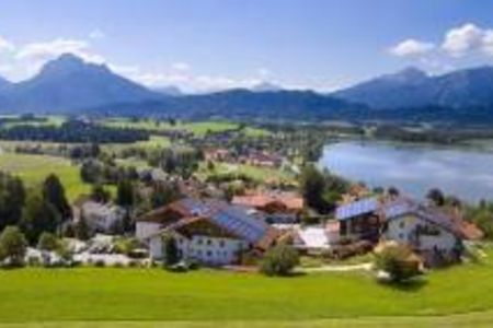 Das Biohotel Eggensberger in Fuessen im Allgaeu ist als zertifizierter Schlafgastgeber Teil des EU-Projekts Lebensspur Lech