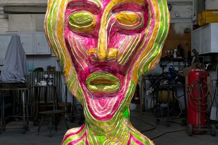 Skulptur „Character“ von Leon Löwentraut