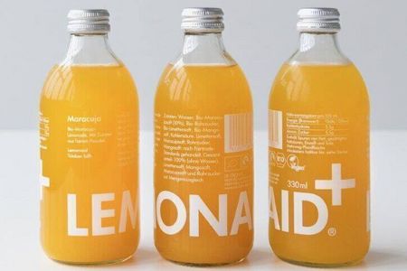 Der Stein des Anstoßes: Die Lemonaid Maracuja enthaelt angeblich zu wenig Zucker