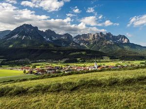 Die Region Wilder Kaiser in Tirol bietet fuer Sommer- und Herbsturlauber vielfaeltige Outdoor Aktivitaeten sowie ein buntes Veranstaltungsprogramm Die Region Wilder Kaiser in Tirol bietet fuer Sommer- und Herbsturlauber vielfaeltige Outdoor Aktivitaeten sowie ein buntes Veranstaltungsprogramm