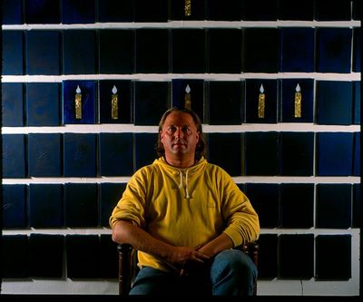Der Kuenstler Heinz-Josef Mess erinnert sich an ein Kunstwerk von 1997