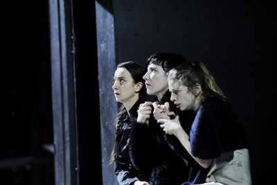 hexenjagd schauspiel wiesbaden hexenjagd schauspiel wiesbaden
