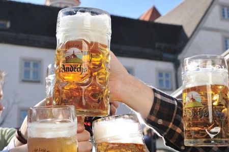 Essen und Trinken Bierprobe Kloster Andechs