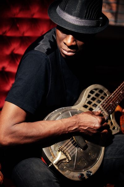 Keb Mo gibt Konzert in der Centralstation Darmstadt als Merck Sommerperle
