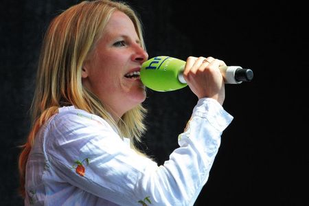 hr4-Moderatorin Britta Lohmann wird mit dem Profikoch Meikel Pedrana an der hr4-Aktionsbühne kochen.
