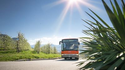 Viele der Vorteilskarten in Schenna beinhalten die kostenlose oder preisreduzierte Nutzung des öffentlichen Nahverkehrs