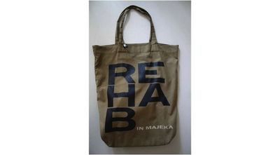Rehab Tasche
