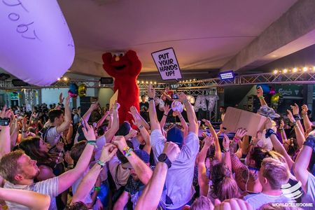 Kein Festival, sondern ein Club, der an nur drei Tagen im Jahr geoeffnet hat
