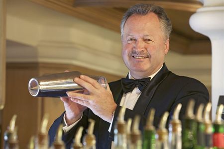 Essen und Trinken Barkeeper Traube Tonbach