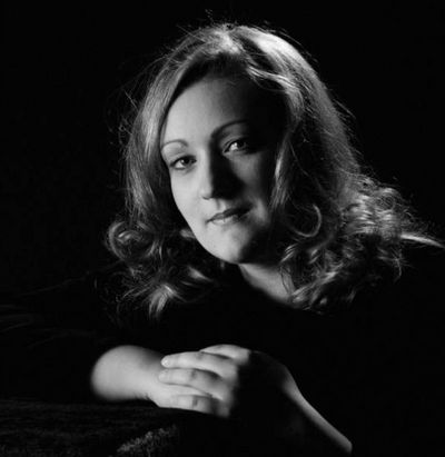 Regine Hangler gibt Konzert in Berlin
