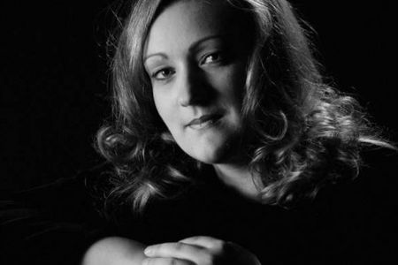 Regine Hangler gibt Konzert in Berlin