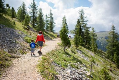 Reisen Latemarium Wandern auf dem Themenweg Reisen Latemarium Wandern auf dem Themenweg