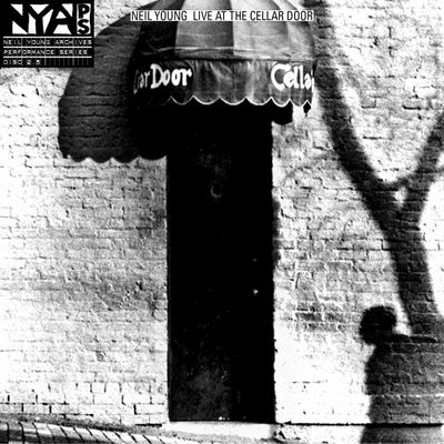 Neues Album Live at the Cellar Door von Neil Young