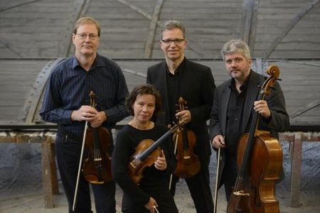 Das Dresdner Streichquartett zaehlt zu den exponierten Kammermusikensembles der Saechsischen Staatskapelle Dresden