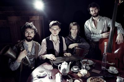 Theaterfestival mit Simon Mayer Sons of Sissy