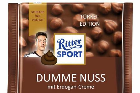Die Sozialen Medien haben umgehend auf das Foto von Oezil und Erdogan mit Haeme reagiert, dumme Nuss mit Erdogan Creme von Ritter Sport war der Hit im Netz