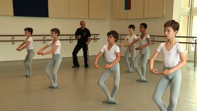 "Die Tanzschüler der Pariser Oper" - Start der 6-teiligen Dokumentationsreihe