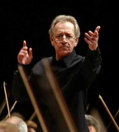Yuri Termirkanov ist Dirigent