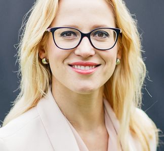 Der Wirtschaftsverband DIE JUNGEN UNTERNEHMER hat Eva-Maria Blank zur neuen Landesvorsitzenden in Nordrhein-Westfalen gewaehlt