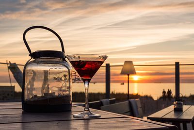 Essen und Trinken blaue boje Tisch Teekanne