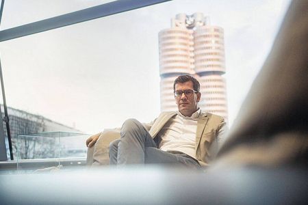 Jens Thiemer Die BMW Group vereint ihre Unternehmens- und BMW Markenkommunikation und laesst dafuer die Agentur The Game Group GmbH gruenden