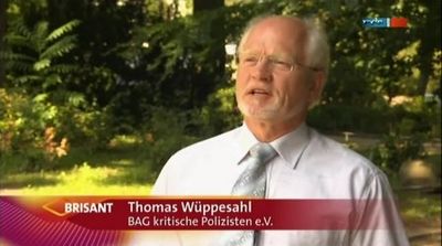 Thomas Wueppesahl behauptet die Hamburger Polizei fingiere Gefahrenzonen.