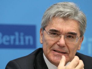 Joe Kaeser, Noch-CEO von Siemens will weiter Miete zahlen