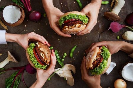 Der Naturbursche ist von echtem Fleisch angeblich kaum zu unterscheiden