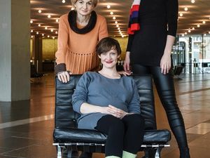 Die Schauspielerinnen Sophie Arbeiter, Maria Munkert und Ragna Pitoll sprechen ueber Themen wie Chancengleichheit und Gleichberechtigung Die Schauspielerinnen Sophie Arbeiter, Maria Munkert und Ragna Pitoll sprechen ueber Themen wie Chancengleichheit und Gleichberechtigung