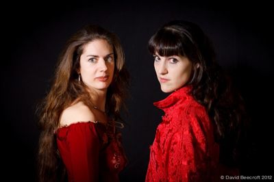 Musik Jazz: FOLK TASSIGNON – "dancing on the rim" - Eine CD mit fein arrangierten Songs und kreativem Spiel mit wandelnden Rollen