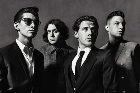 Arctic Monkeys geben vier Deutschlandkonzerte 2013