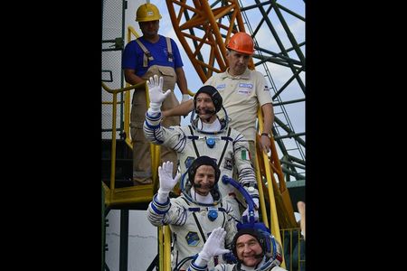 Raketenstart geglueckt Luca Parmitano auf ISS angekommen