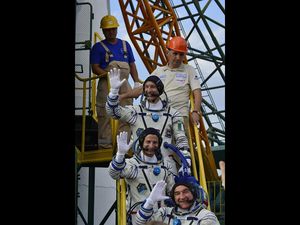 Raketenstart geglueckt Luca Parmitano auf ISS angekommen Raketenstart geglueckt Luca Parmitano auf ISS angekommen