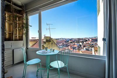 Reisen Lissabon Ferienwohnung Fenster mit Aussicht Reisen Lissabon Ferienwohnung Fenster mit Aussicht